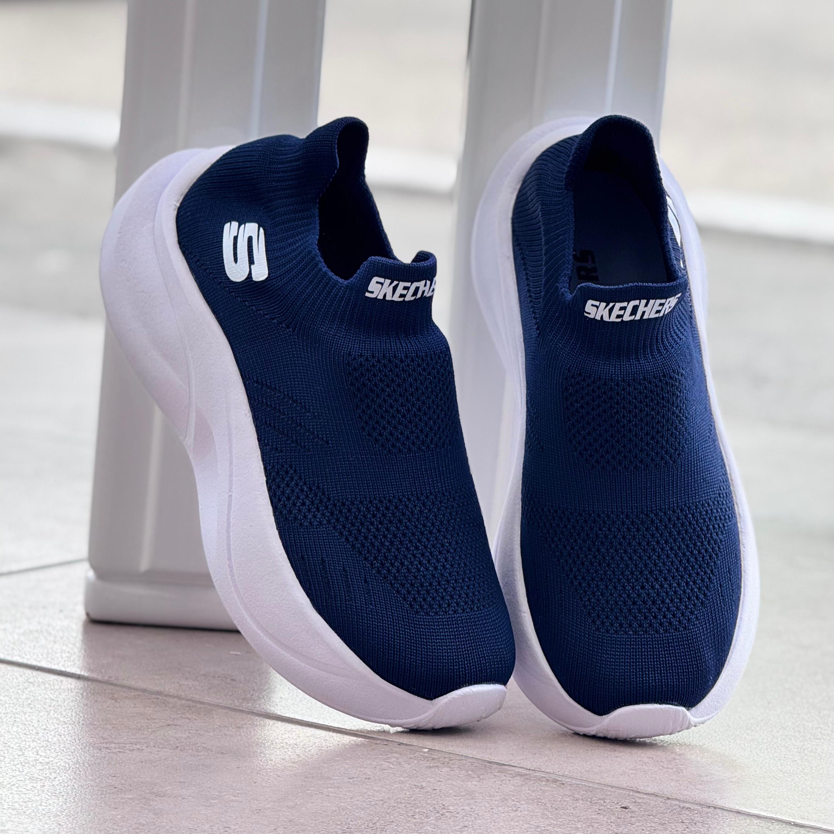 TENIS SKEACHERS DAMA Y CABALLERO AZUL