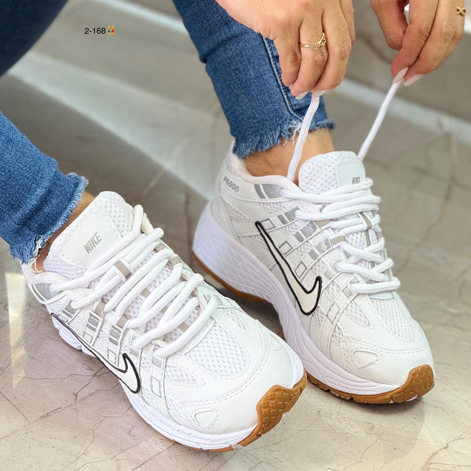NIKE P6000 DAMA BLANCO