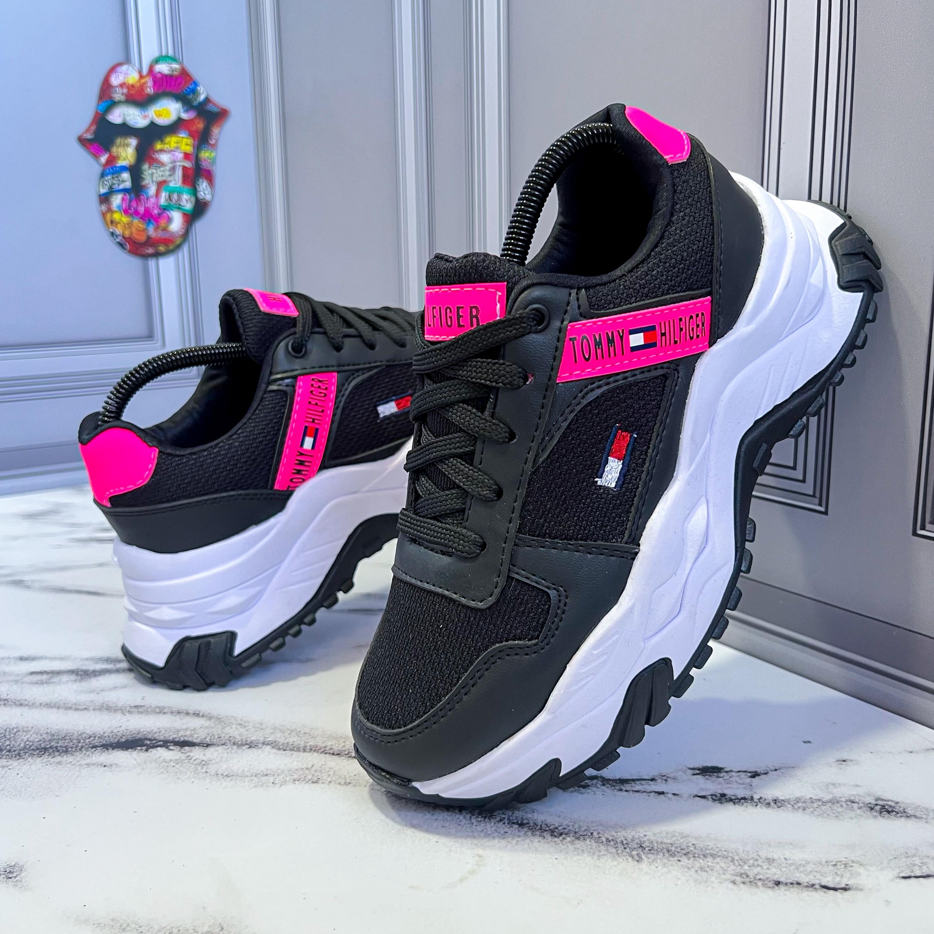 TENIS TOMMY DAMA NEGRO X FUCSIA